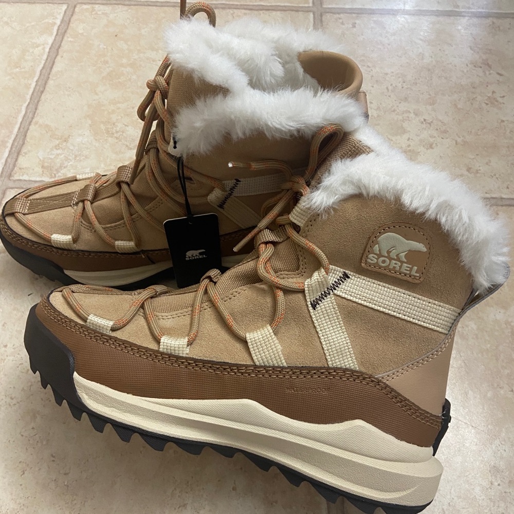 Sorel Glace Insulated Waterproof boots Sz 8.5